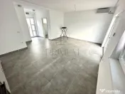 DUMBRAVITA - TRIPLEX - 3 CAMERE - 2 BAI - DEBARA - INCALZIRE