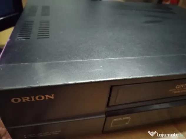 Video casetofon VHS Orion defect