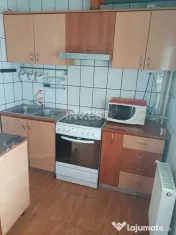 Apartament 3 camere decomandat - zona Nicolina - prima stati