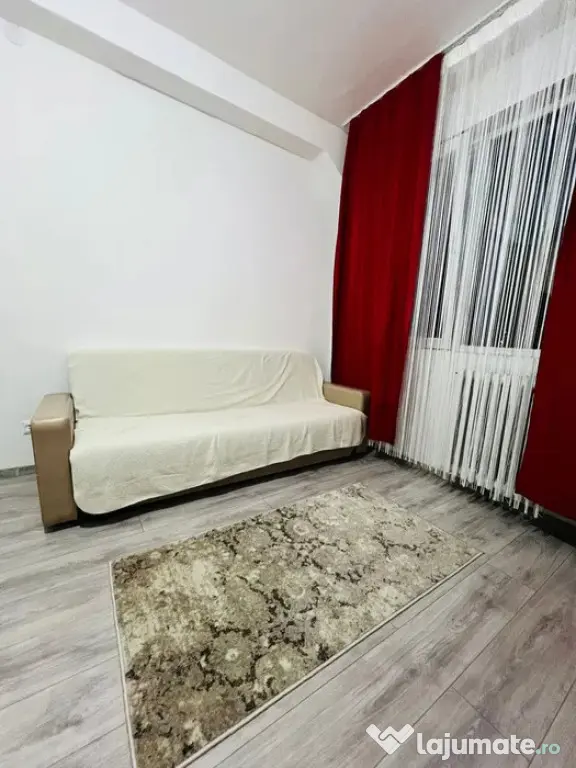Garsoniera et 2, Alexandru-Dacia