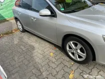 Volvo v60 autoturism
