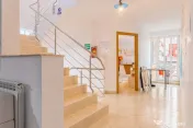 Vilă spațioasă în zona Titulescu, 14 camere 