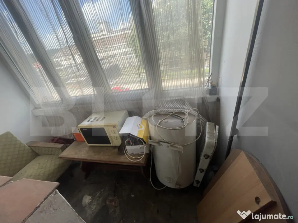 Garsonieră spațioasă, 28 mp, etaj 1, zona centrală