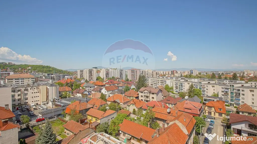 Apartament 3 camere cu panorama in Centrul Civic