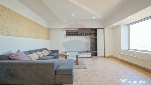 Apartament 3 camere cu panorama in Centrul Civic