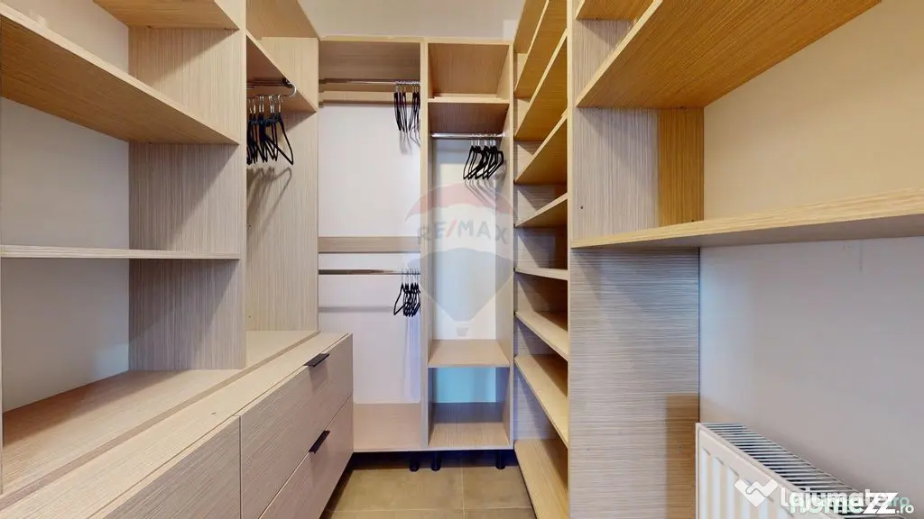 Apartament cu 2 camere de închiriat în Noua 1 , 2 locur...