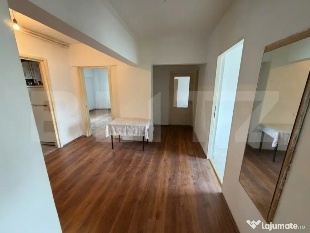 Apartament 4 camere, 88 mp, zona Careiului