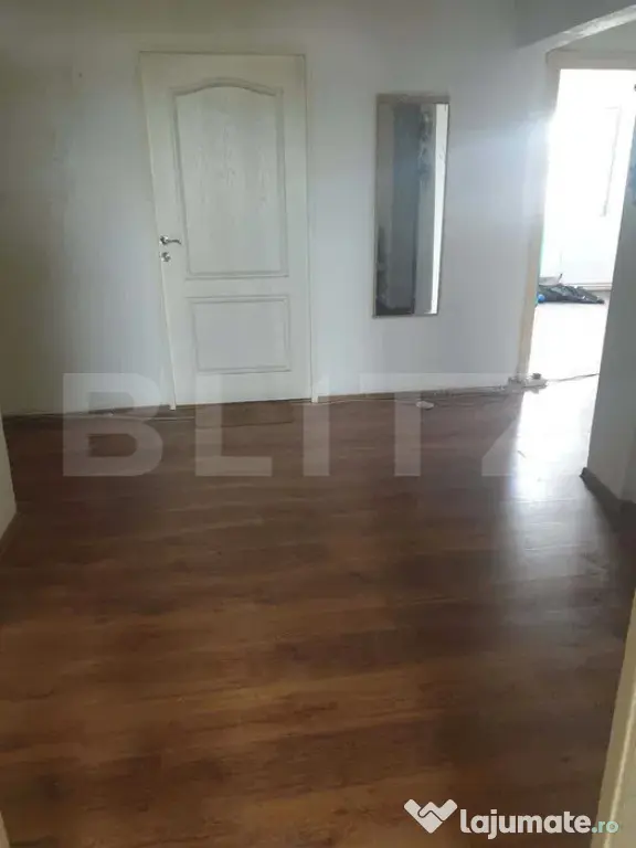 Apartament 4 camere, 88 mp, zona Careiului