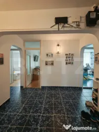 Apartament cu 4 camere, decomandat, 75 mp, zona Parcul Teilo