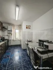 Apartament cu 4 camere, decomandat, 75 mp, zona Parcul Teilo 