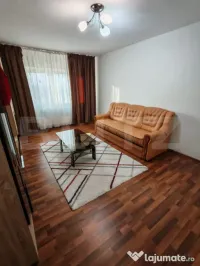 Apartament cu 2 camere, decomandat, etaj 2, centrala, 1 Mai- 