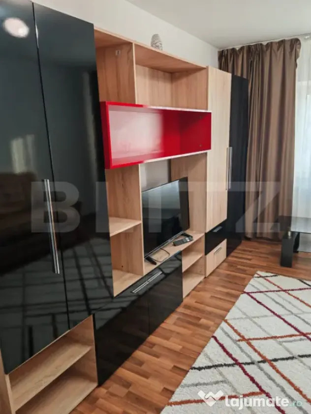 Apartament cu 2 camere, decomandat, etaj 2, centrala, 1 Mai-
