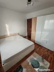 Apartament cu 2 camere, decomandat, etaj 2, centrala, 1 Mai- 