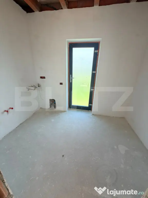 Casă de vânzare – Cartier Izvor, Tărlungeni 5 CAMERE ,1