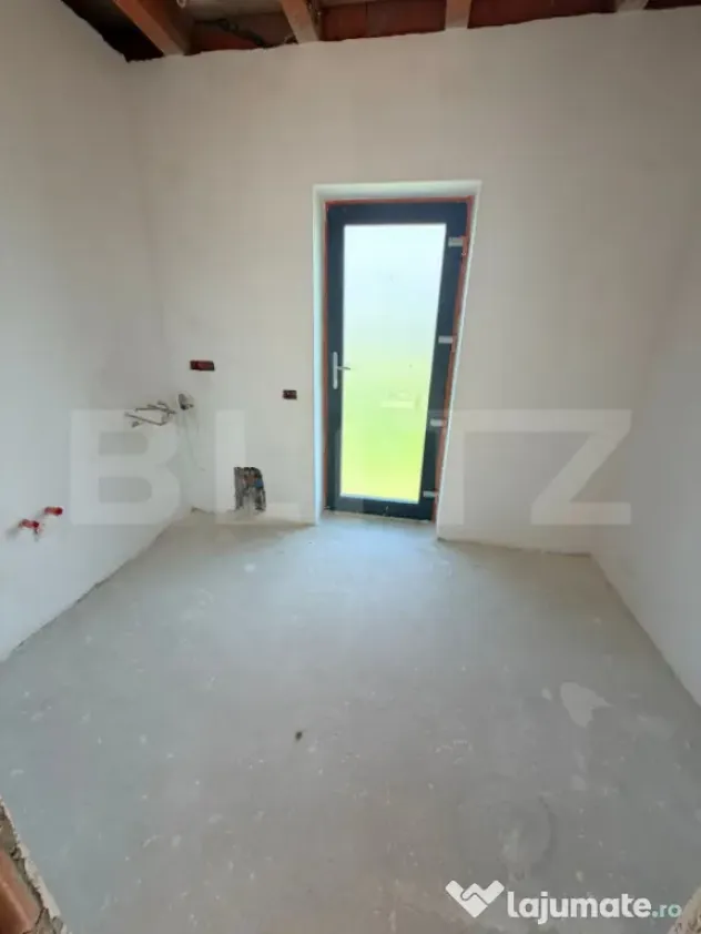 Casă de vânzare – Cartier Izvor, Tărlungeni 5 CAMERE ,1