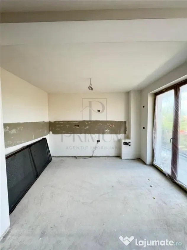 Fratelia - 3 Camere - 2 Bai - 2 Balcoane - Etaj 1 - Spatios