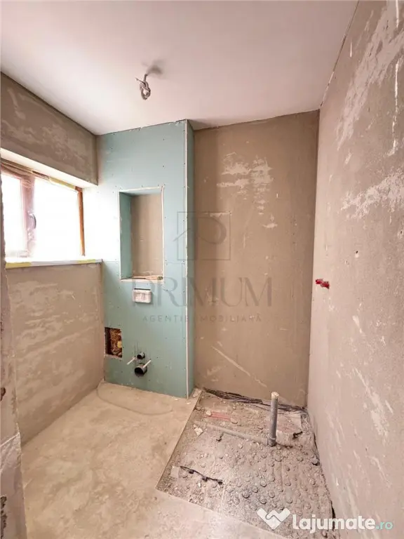 Fratelia - 3 Camere - 2 Bai - 2 Balcoane - Etaj 1 - Spatios