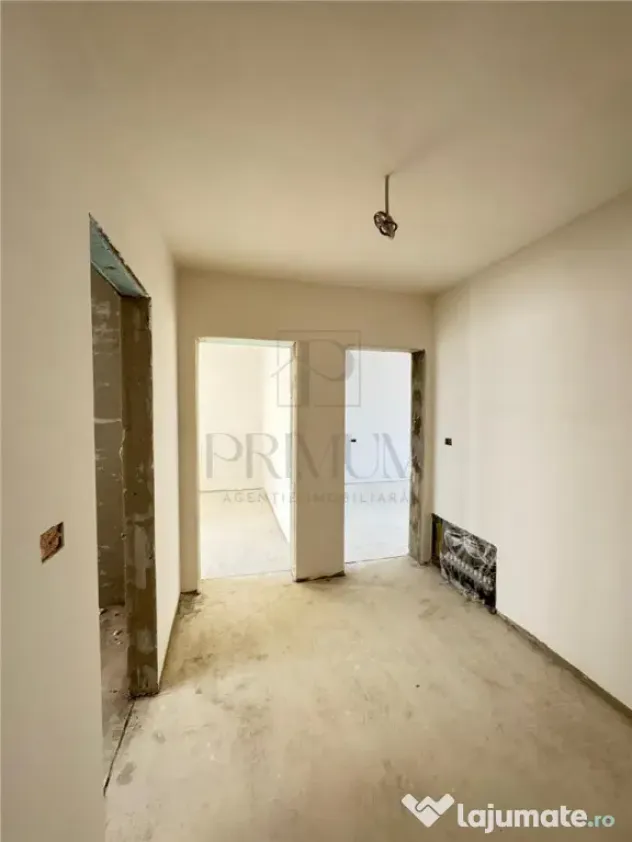 Fratelia - 3 Camere - 2 Bai - 2 Balcoane - Etaj 1 - Spatios