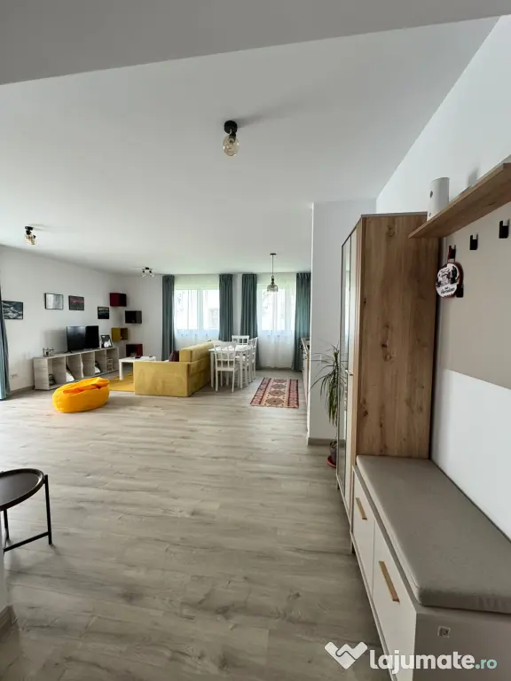 Apartament 2 camere Tractoru - Coresi regim hotelier