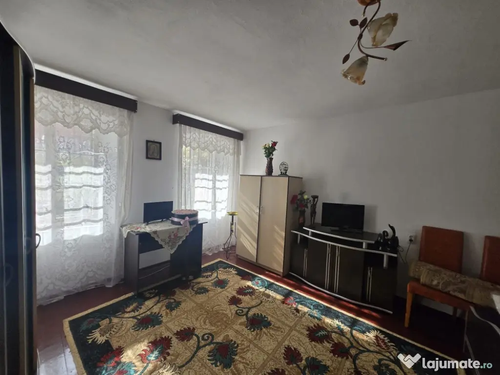 imobil la casa