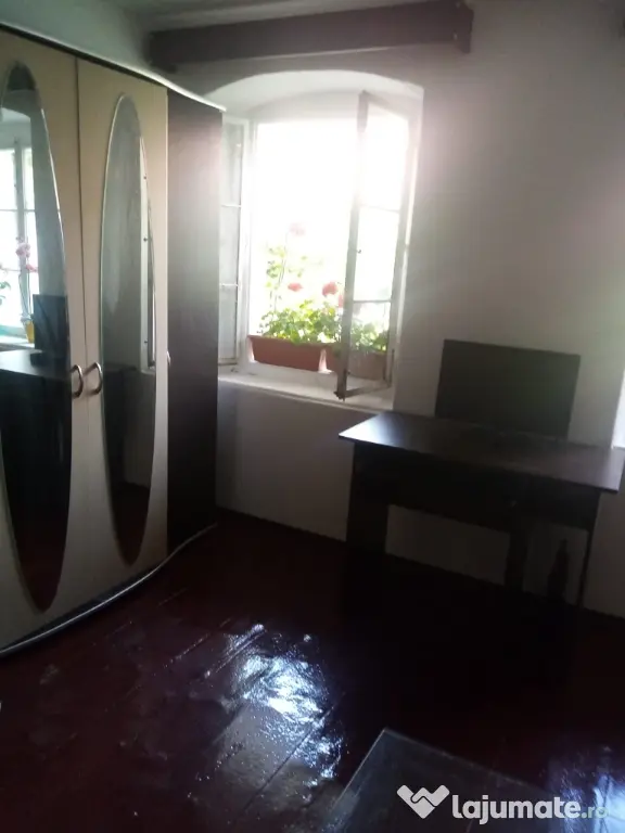imobil la casa