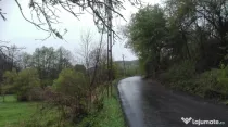 Teren intravilan la marginea râului, la doar 27 km de Deva