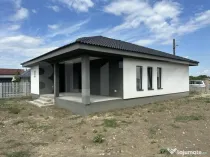 Casa plan parter, 125 mp utili, 450 mp teren , Lazuri
