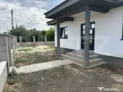 Casa plan parter, 125 mp utili, 450 mp teren , Lazuri