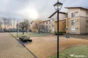 Apartament 2 camere de închiriat + loc parcare în zona ... 