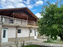 Casă de vânzare în Târgoviște-proprietar–Micro 3|160 mp utili|433 mp teren