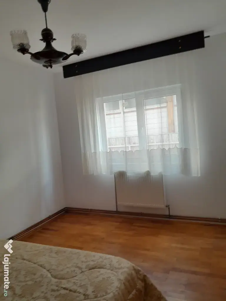 Casă de vânzare în Târgoviște-proprietar–Micro 3|160 mp utili|433 mp teren