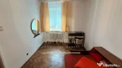 APARTAMENT 3 CAMERE TEREN PROPRIETATE PARCARE ZONA FLĂM?...
