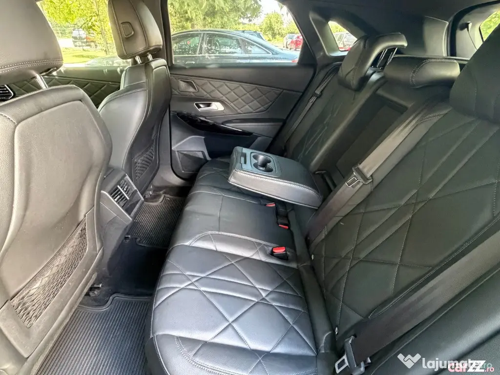 DS Automobiles DS 7 Crossback 1.6 PureTech 180 S&S EAT8 RIVOLI