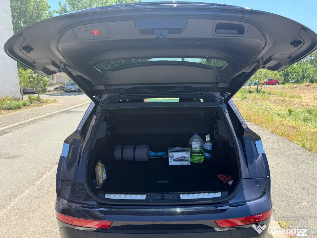 DS Automobiles DS 7 Crossback 1.6 PureTech 180 S&S EAT8 RIVOLI