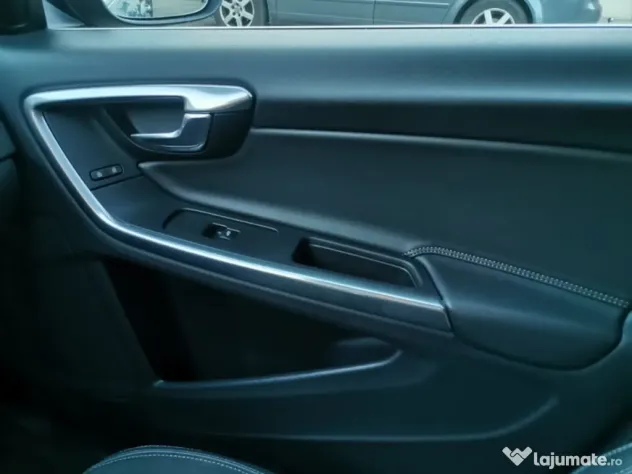 volvo v60 D3 2016