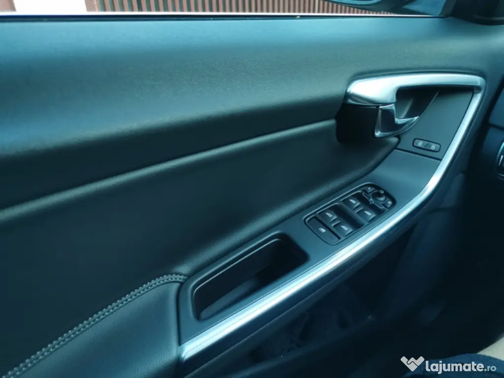 volvo v60 D3 2016