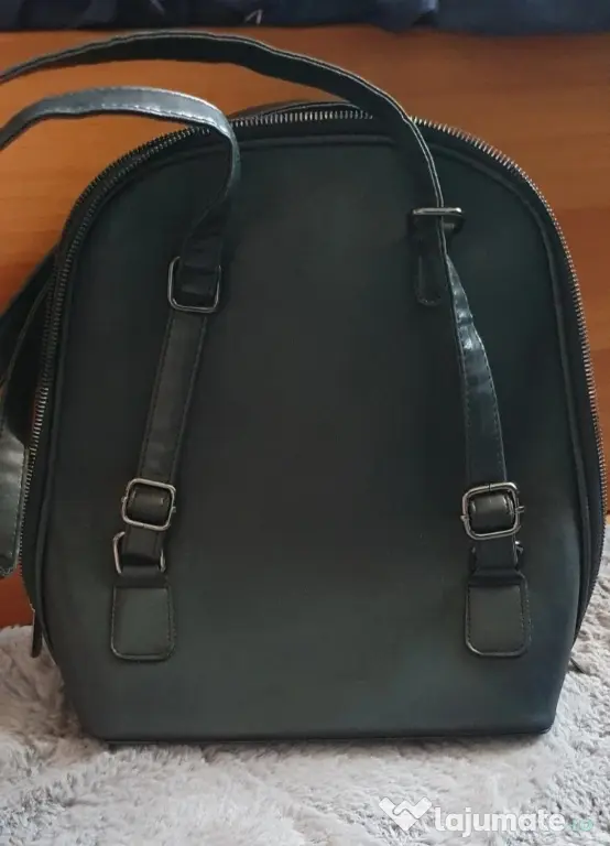Rucsac din piele - copie Guess