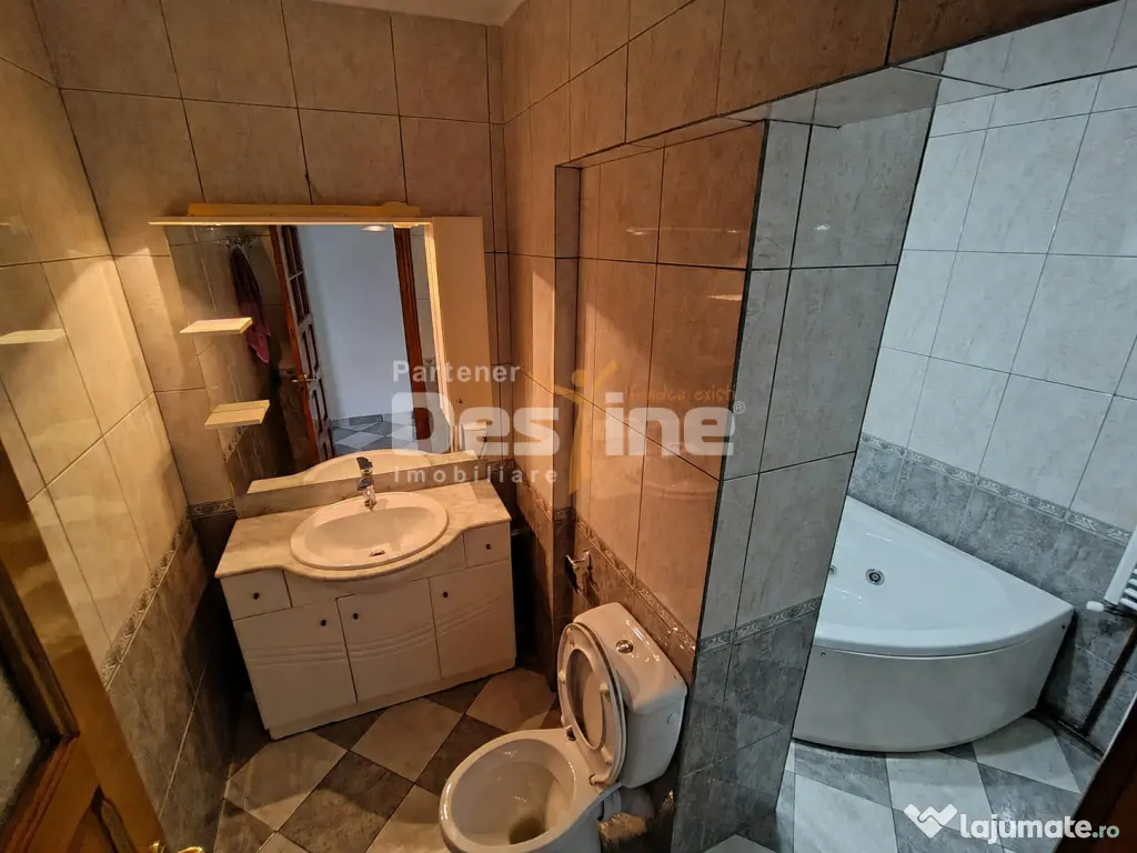 Apartament de vânzare, zona PODU ROȘ, 3 camere, semidecoma