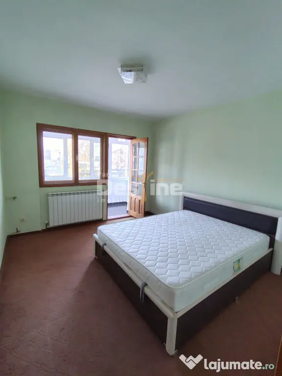 Apartament de vânzare, zona PODU ROȘ, 3 camere, semidecoma