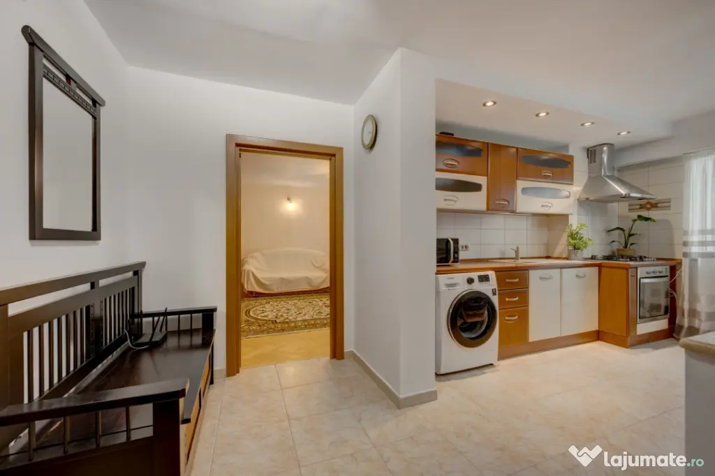 Apartament decomandat, bloc 1996, Calea Călărașilor, comi