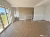 Apartament P+1, curte proprie, zona Panduri 