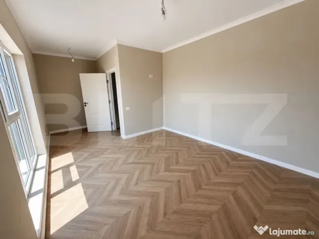 Apartament P+1, curte proprie, zona Panduri