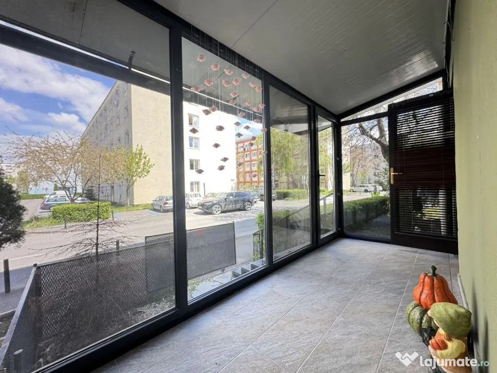 Spatiu comercial in cartierul Tractorul – 2 studiouri i...
