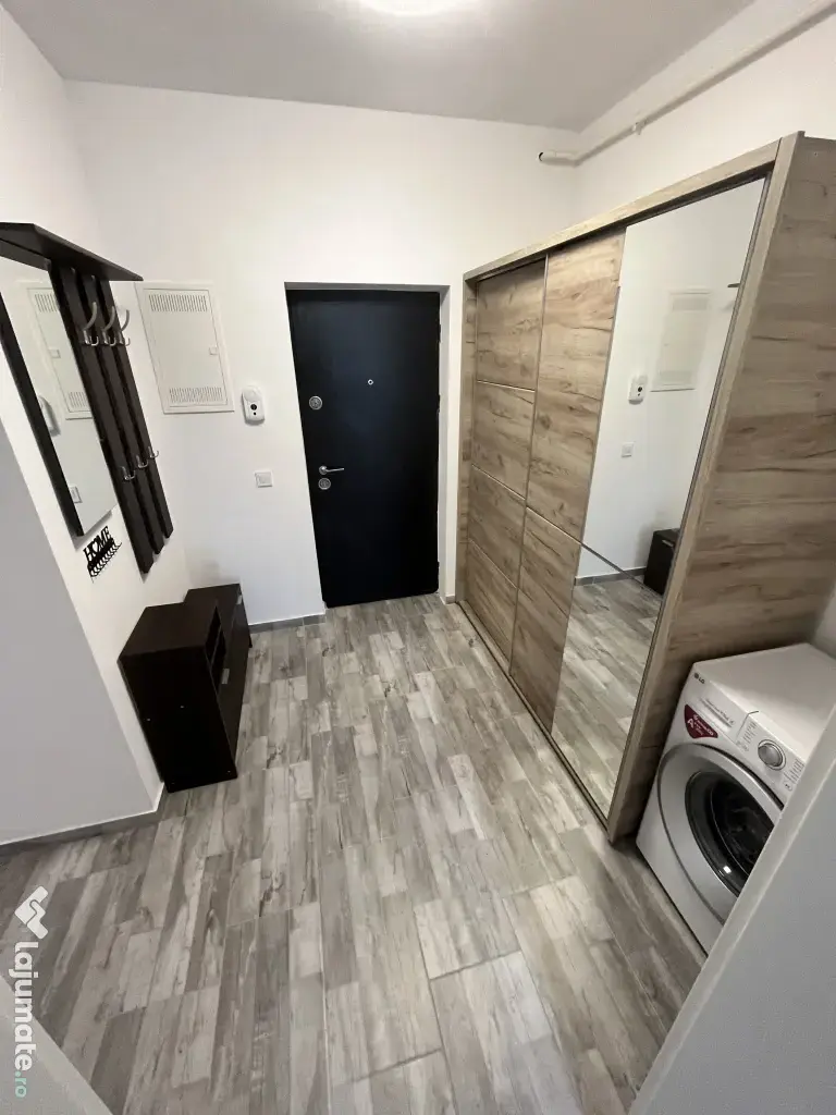 Studio cu o cameră, lângă Sânpetru Mall
