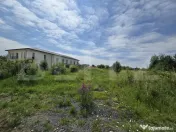 Teren intravilan 2.600 mp cu dublu acces – Zonă în plin?