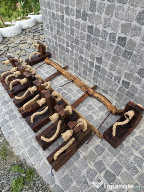 Vând lustre ,obiecte pentru decor rustic