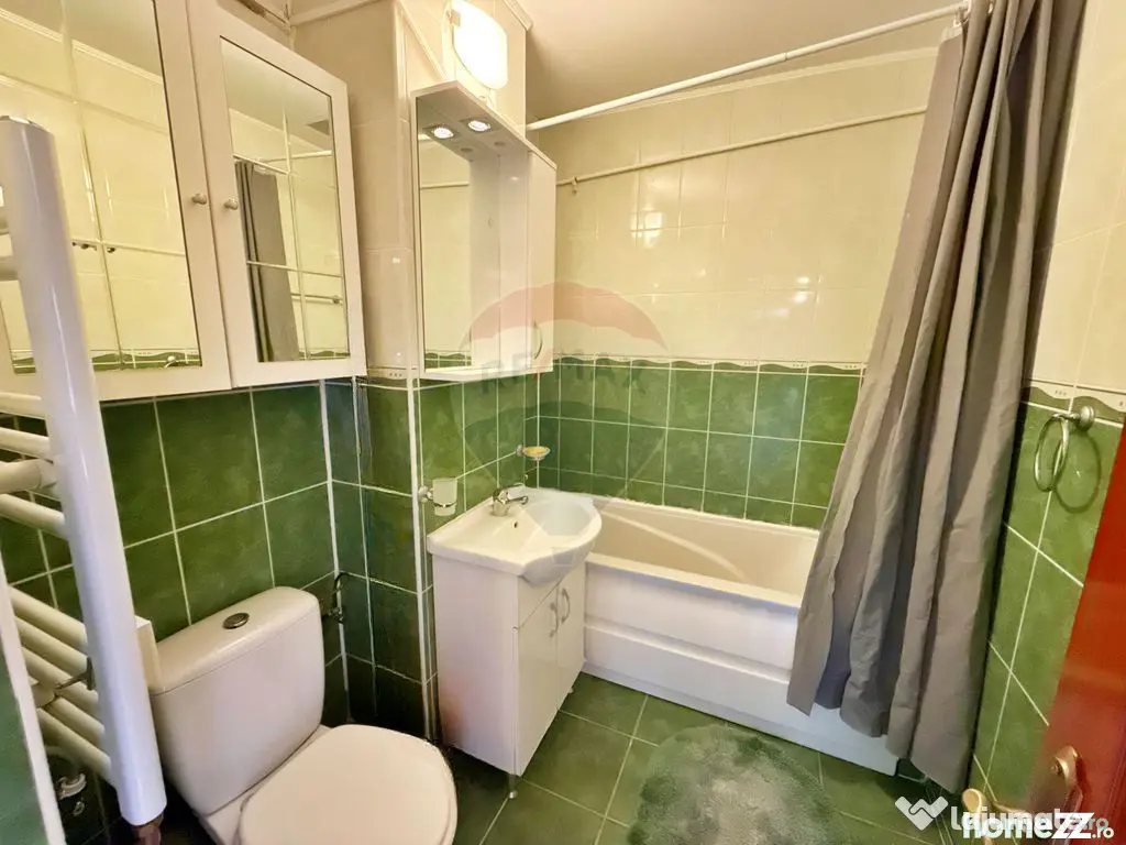 Închiriere apartament 3 camere, Micalaca, Arad