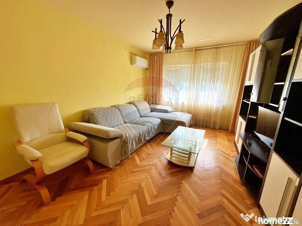 Închiriere apartament 3 camere, Micalaca, Arad
