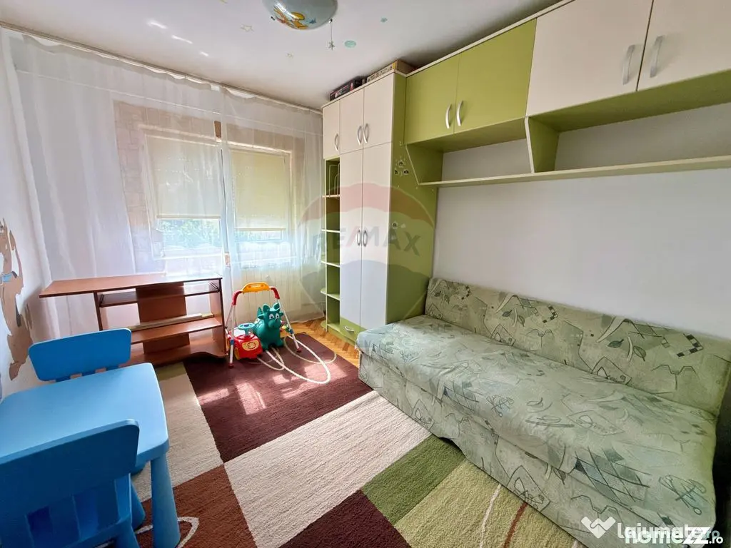 Închiriere apartament 3 camere, Micalaca, Arad