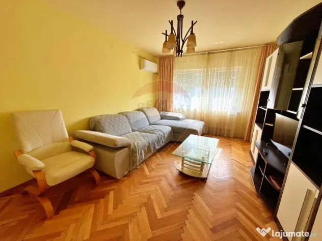 Închiriere apartament 3 camere, Micalaca, Arad